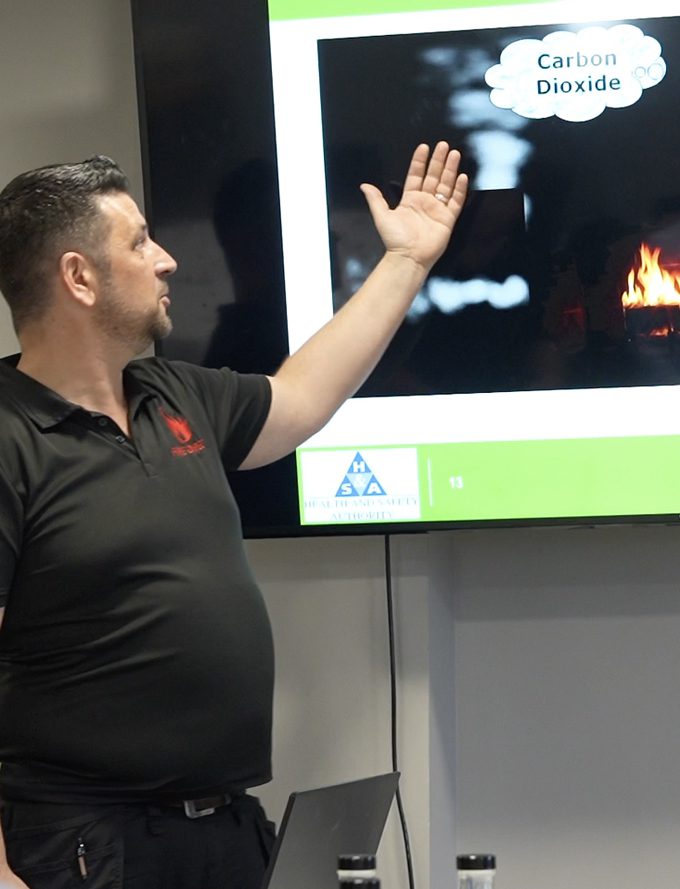 curated lifestyle H52rxWA9boM unsplash 2